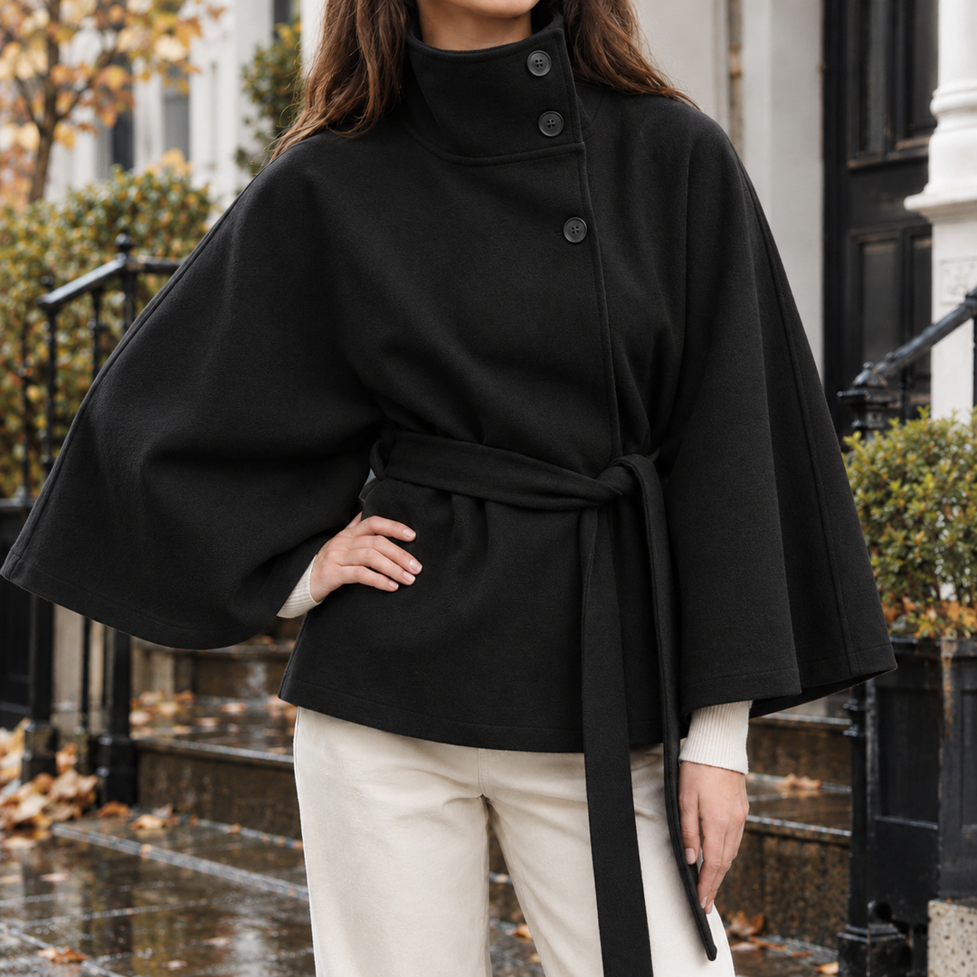 Bindegürtel der Capejacke für eine feminine Silhouette