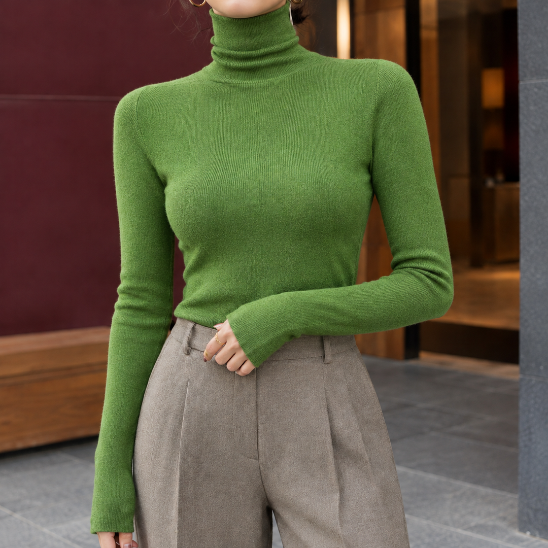 Damen-Rollkragenpullover in einer körpernahen Passform