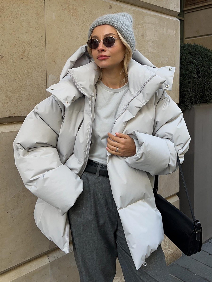 Elegant, simple down jacket for winter style 