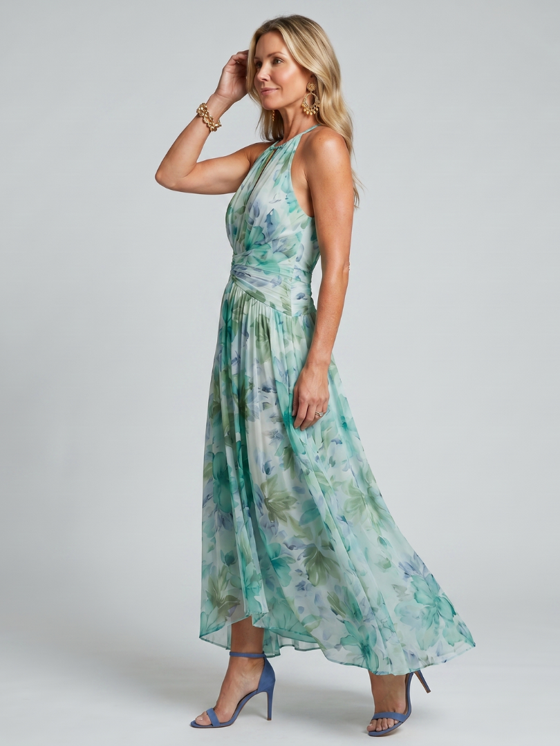 Plissiertes Damen Maxikleid mit Neckholder, elegante Seitenansicht