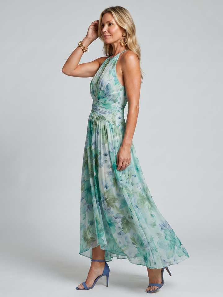 Plissiertes Damen Maxikleid mit Neckholder, elegante Seitenansicht