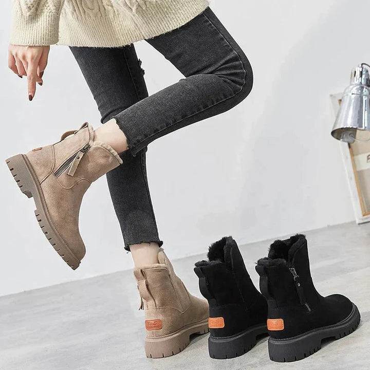Schicke Ankle Boots mit Wildlederoptik und kuscheligem Fellfutter