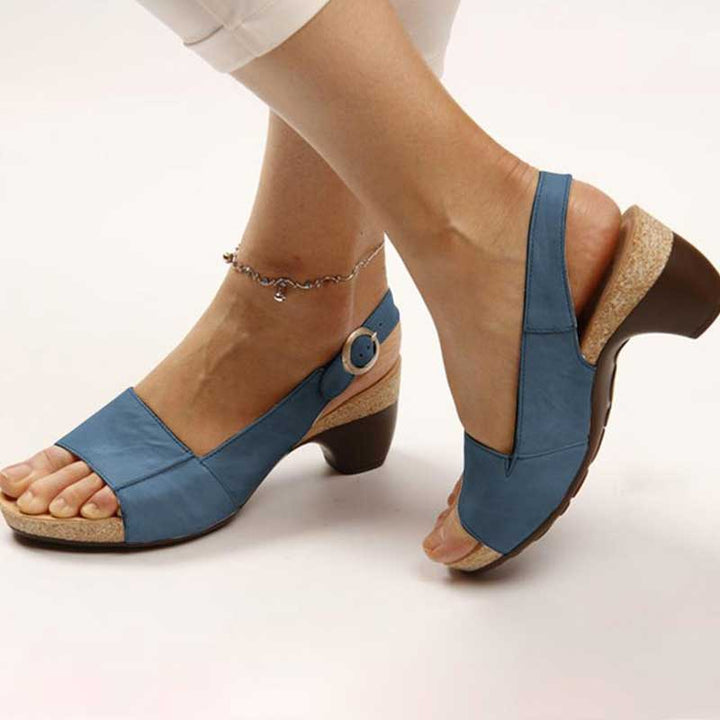 Damen Sandalen mit ergonomischer Sohle und Absatz, Ansicht von schräg oben