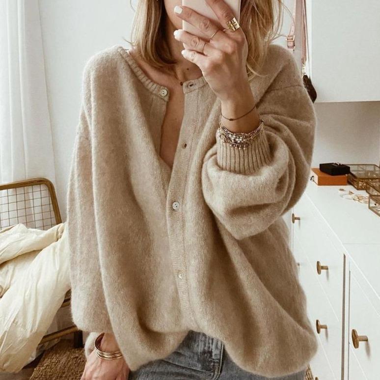 Damen-Strickjacke aus weichem Strick mit klassischer Knopfleiste