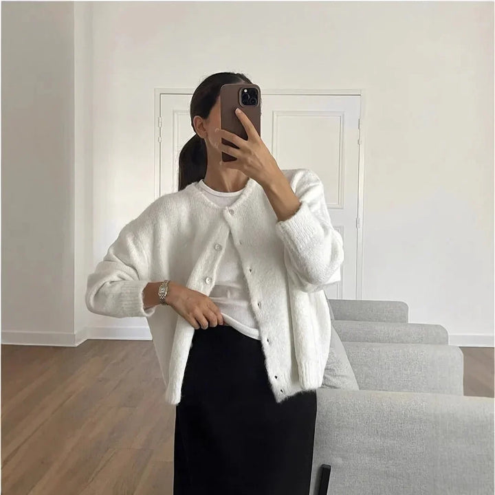 Damen Strick-Cardigan Mit Rundhalsausschnitt Und Knöpfen