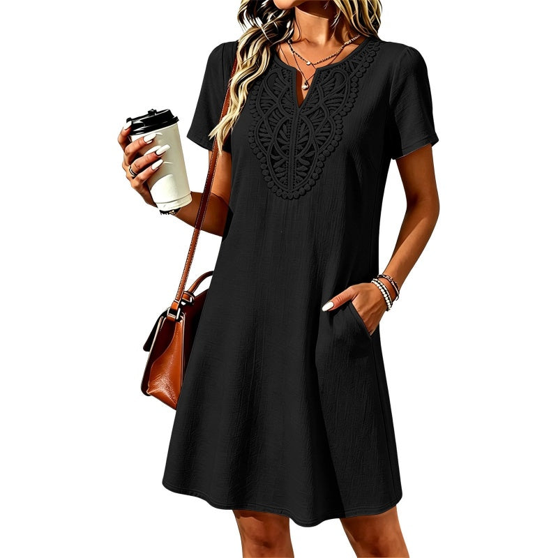 Damen T-Shirt-Kleid mit Spitze und V-Ausschnitt in Vorderansicht