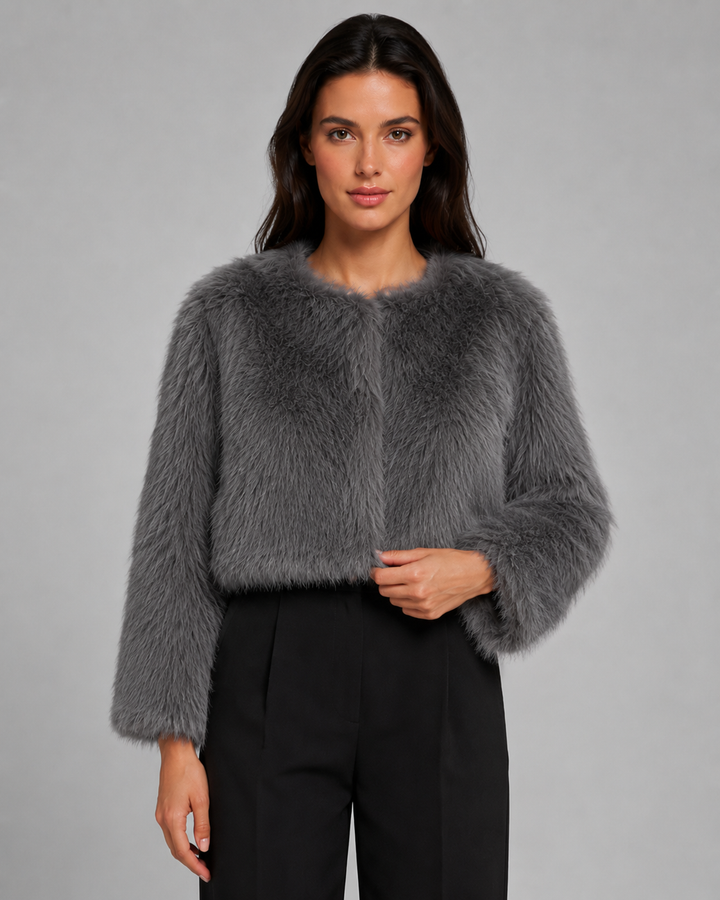Kurze Kunstfelljacke für elegante Herbst- und Winterlooks